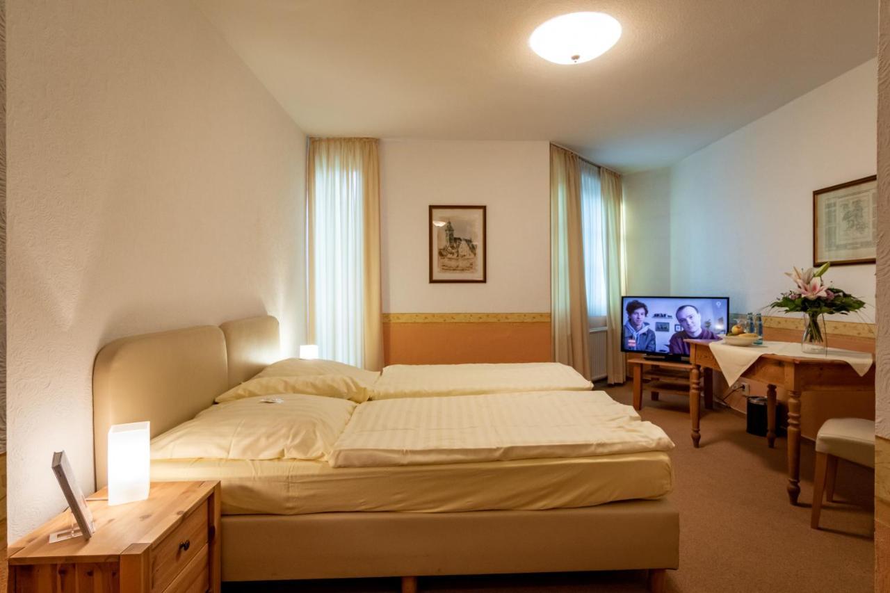 Hotel Goldflair Am Rathaus Korbach Bagian luar foto