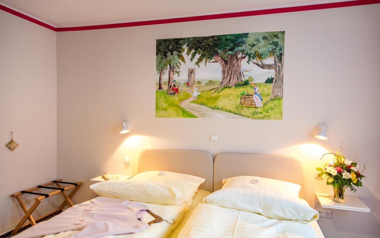 Hotel Goldflair Am Rathaus Korbach Bagian luar foto