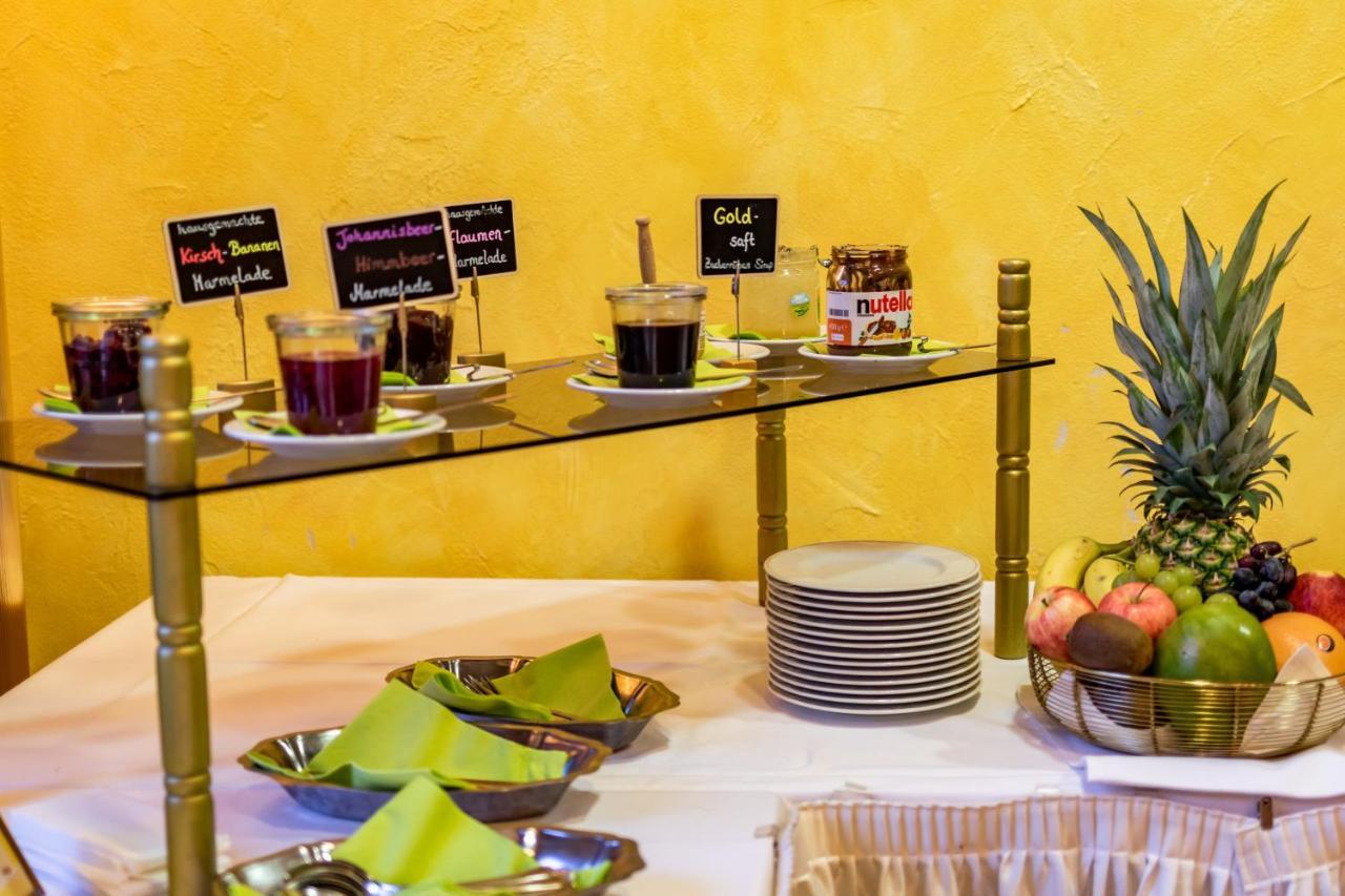 Hotel Goldflair Am Rathaus Korbach Bagian luar foto