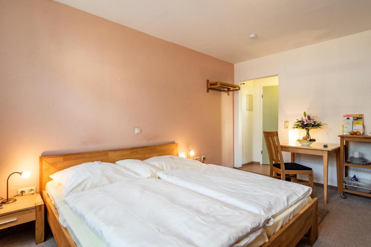 Hotel Goldflair Am Rathaus Korbach Bagian luar foto